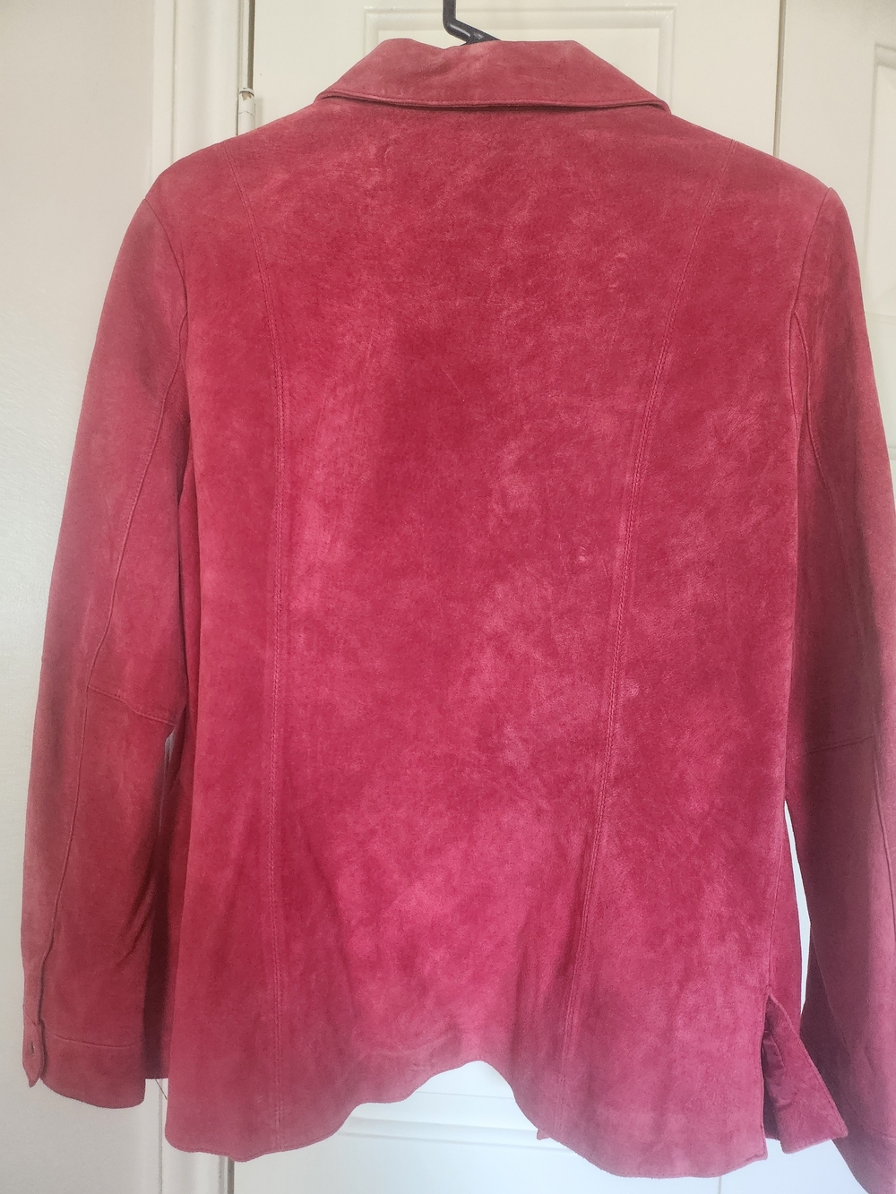 Women’s Raspberry Suede Button-Front Jacket - Picture 2 of 3